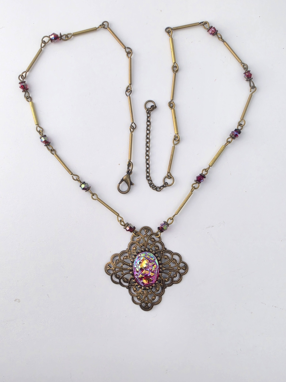 Vintage Style Antiqued Gold Tone Filigree Red Glass Flower Pendant Necklace 20"